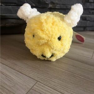 Hand knit bumblebee